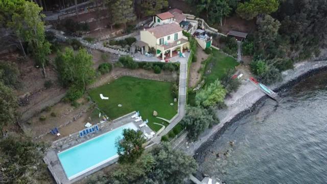 Villa Le Sprizze A Bordo Del Mare - Goelba Marciana Marina  Eksteriør billede