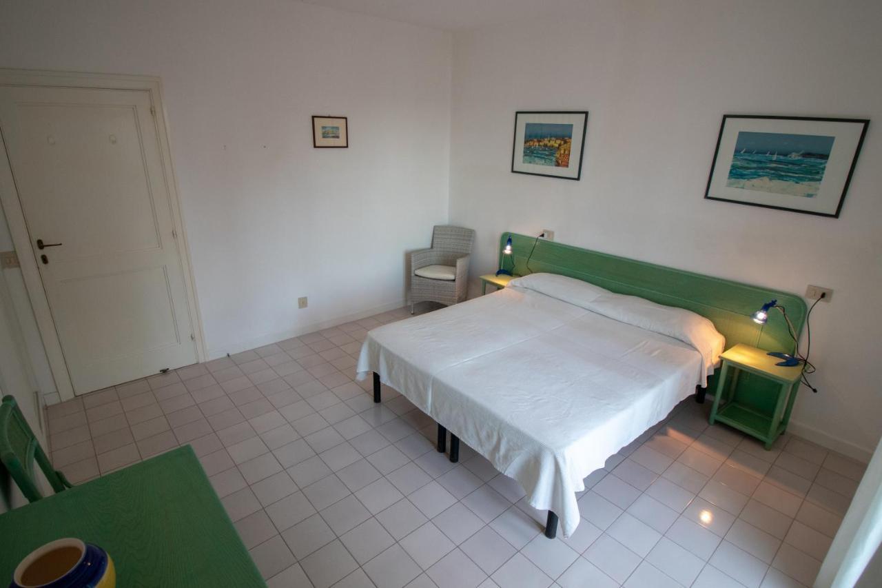 Villa Le Sprizze A Bordo Del Mare - Goelba Marciana Marina  Eksteriør billede