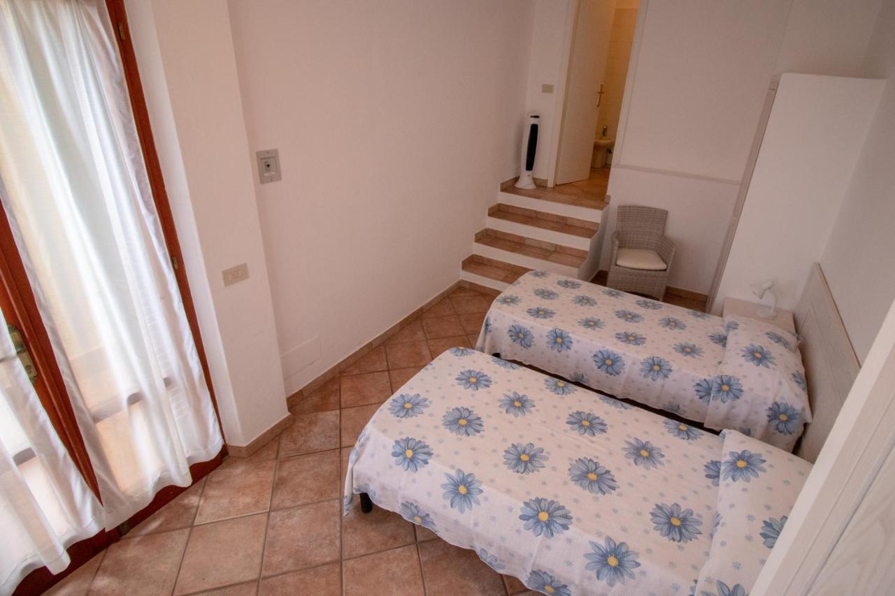 Villa Le Sprizze A Bordo Del Mare - Goelba Marciana Marina  Eksteriør billede