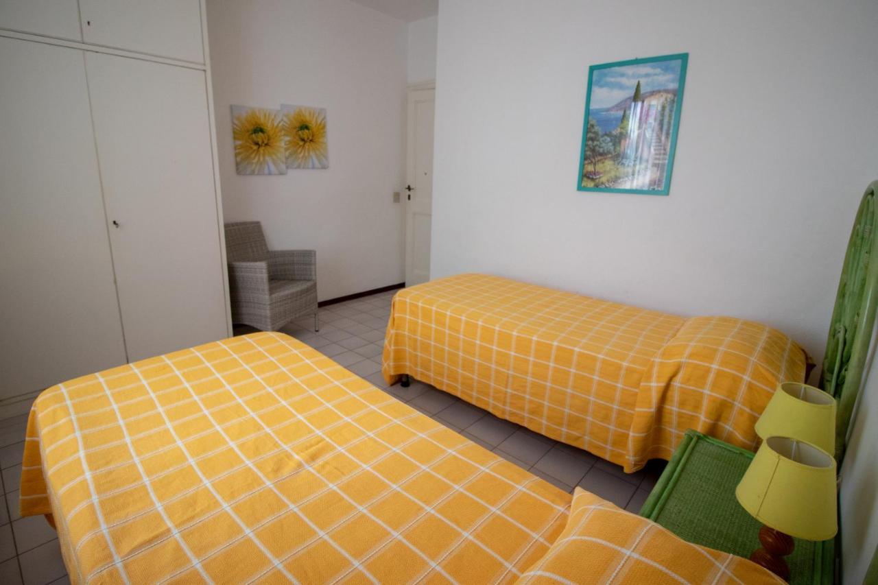Villa Le Sprizze A Bordo Del Mare - Goelba Marciana Marina  Eksteriør billede