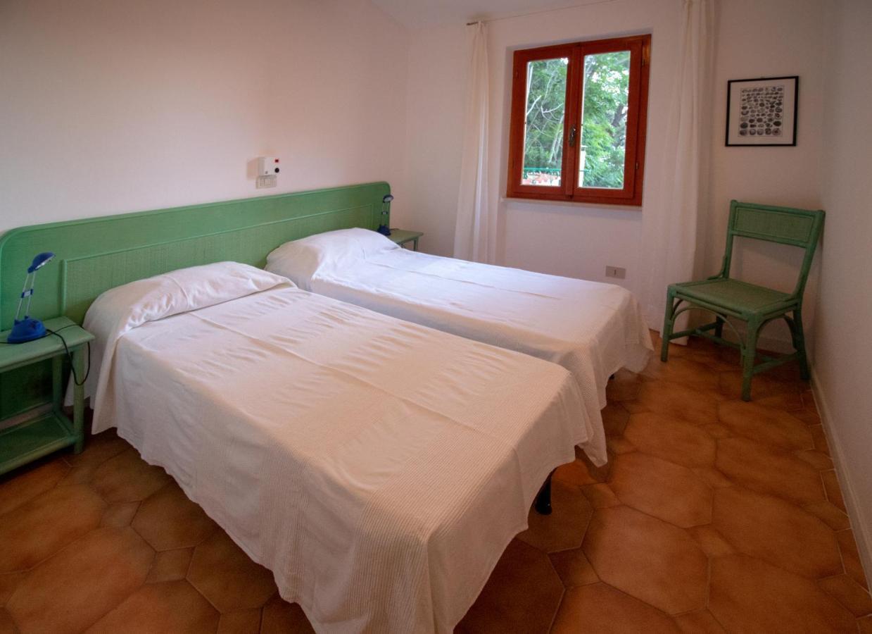 Villa Le Sprizze A Bordo Del Mare - Goelba Marciana Marina  Eksteriør billede
