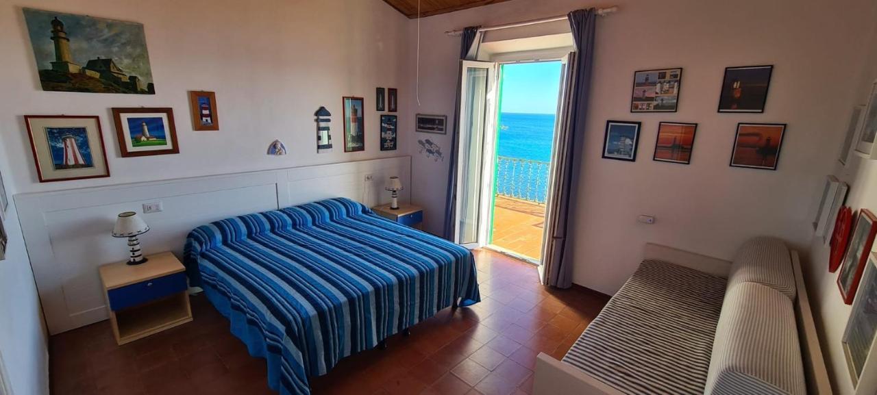 Villa Le Sprizze A Bordo Del Mare - Goelba Marciana Marina  Eksteriør billede