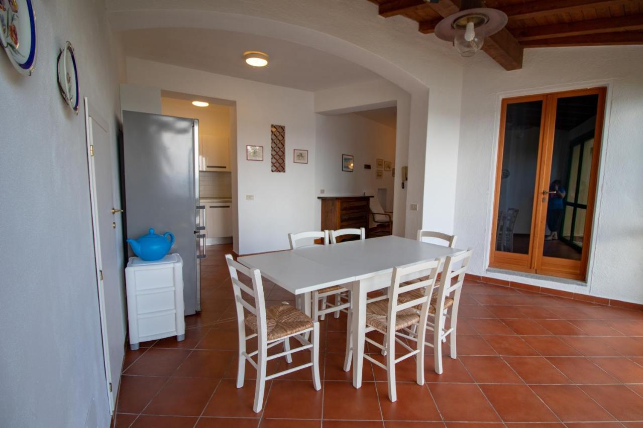 Villa Le Sprizze A Bordo Del Mare - Goelba Marciana Marina  Eksteriør billede