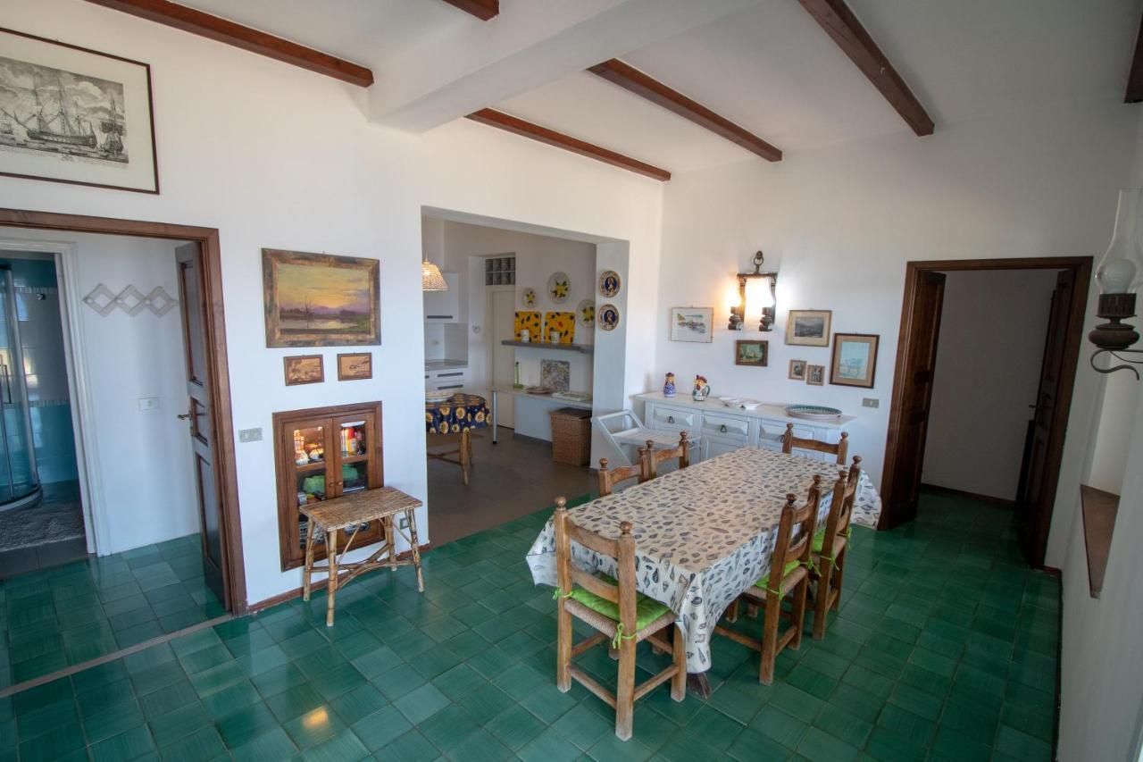 Villa Le Sprizze A Bordo Del Mare - Goelba Marciana Marina  Eksteriør billede