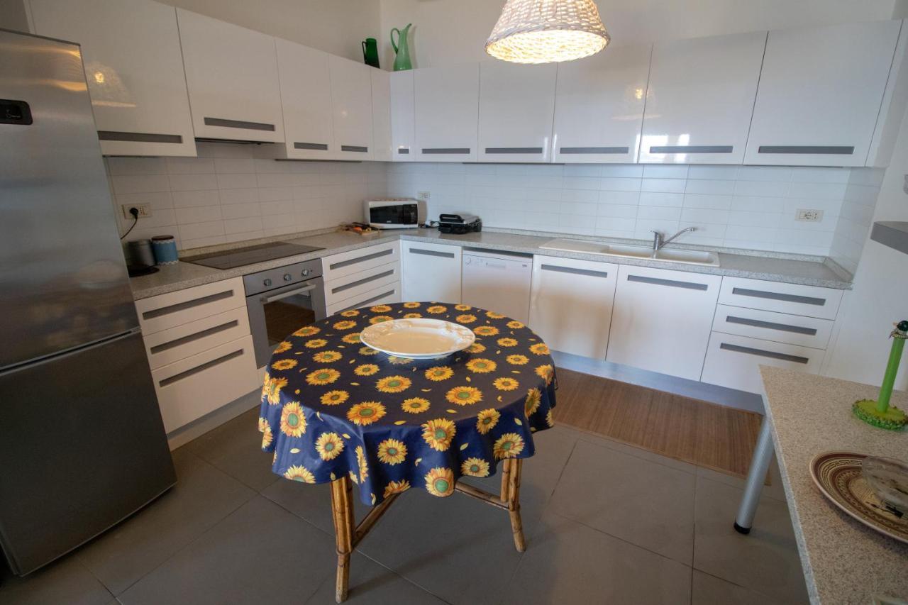 Villa Le Sprizze A Bordo Del Mare - Goelba Marciana Marina  Eksteriør billede